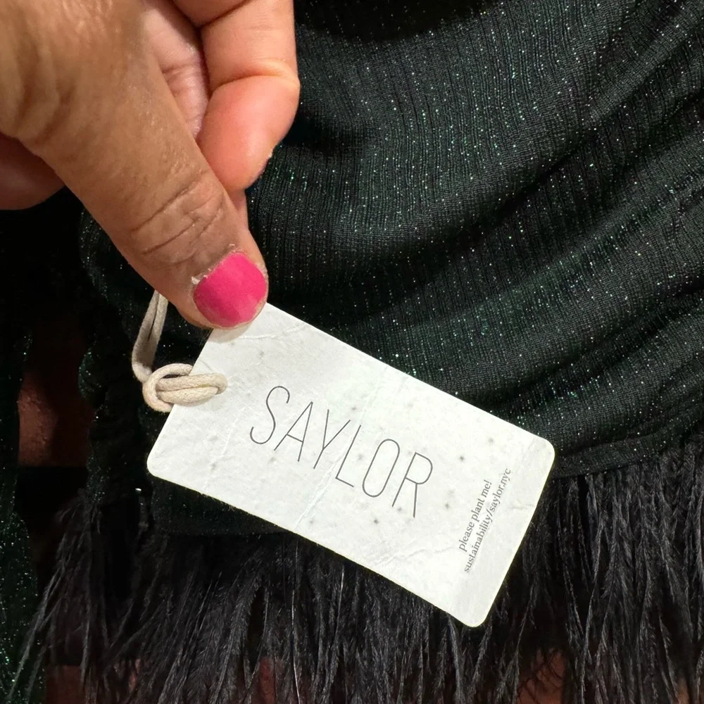 SAYLOR flirty feathery